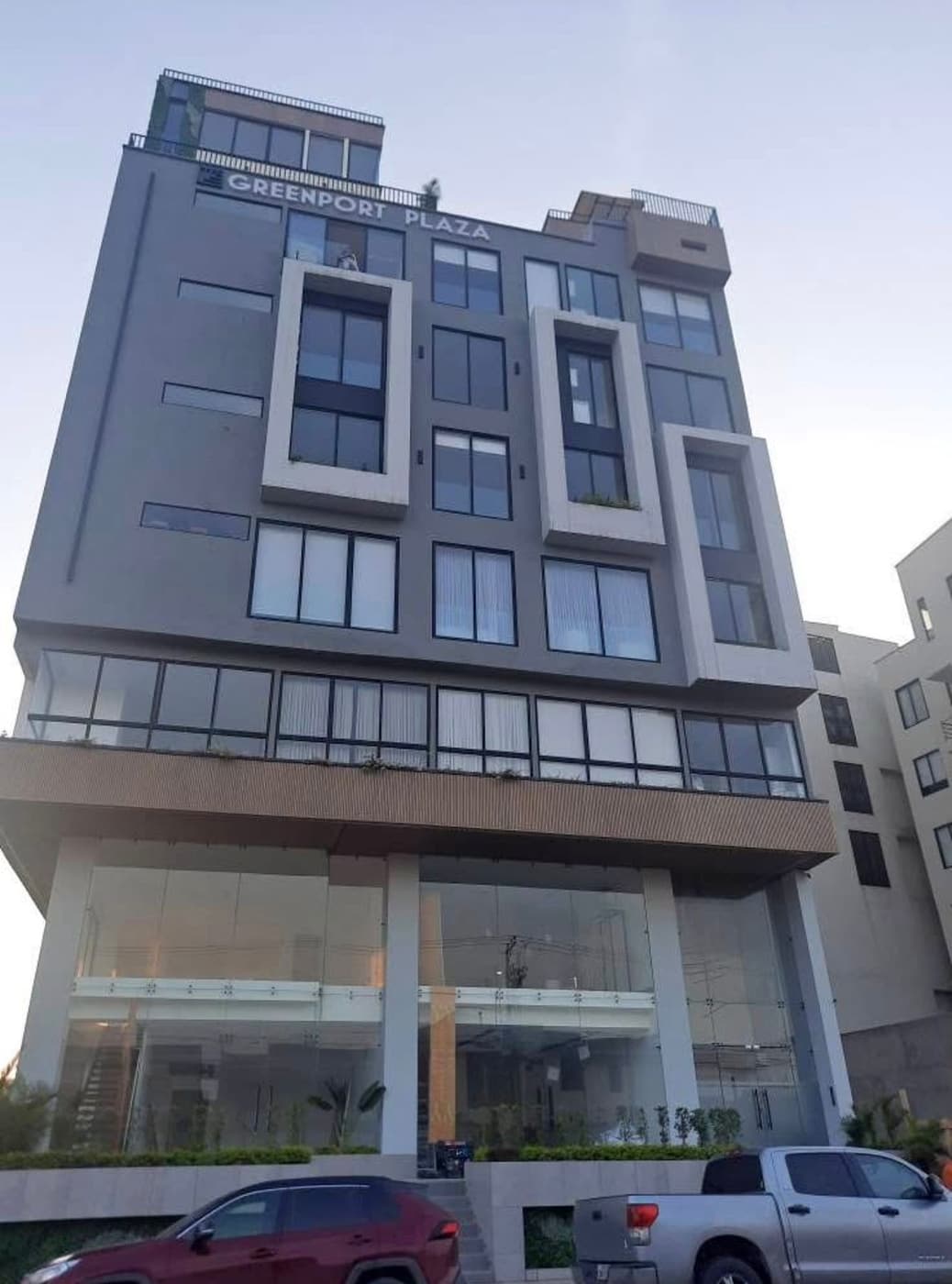 Edificio Greenport Plaza en Machala
